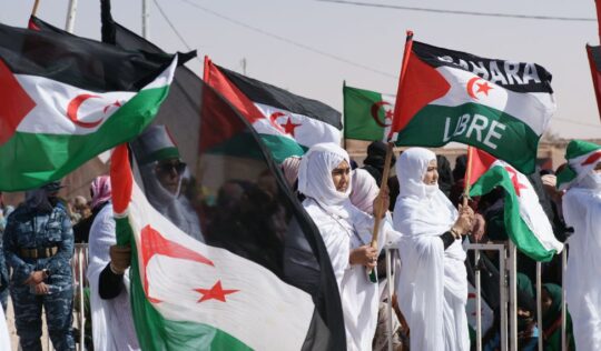 Parade zum Nationalfeiertag im Geflüchtetenlager Smara in Algerien, 27. Februar 2024. © Jörg Tiedjen