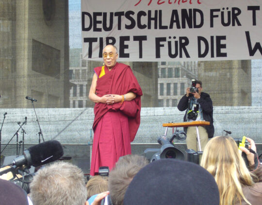 Dalai Lama in Berlin – Solidaritätserklärung der Gesellschaft für bedrohte Völker als Mitveranstalterin der Kundgebung am Brandenburger Tor