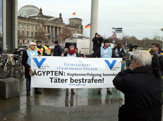 Ägyptens Präsident Mursi stand nicht für Demokratie und Menschenrechte – Militärs müssen bald Macht abgeben