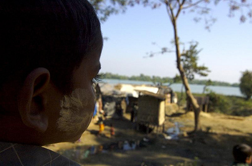 Burma: Unabhängige Untersuchung von Menschenrechtsverletzungen angemahnt – Verbot buddhistischer Extremistenbewegung gefordert