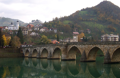 Serbische Stadtverwaltung von Višegrad verhindert Andenken an bosniakische Genozid-Opfer