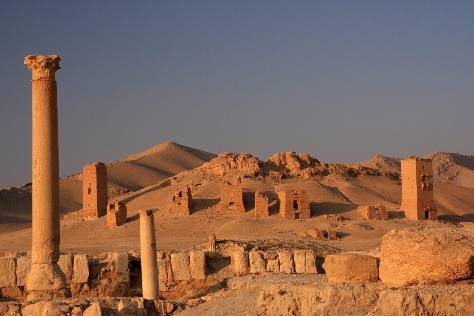 Irak/Syrien: Im Schatten von Palmyra zerstört IS Kirchen, Moscheen und yezidische Heiligtümer
