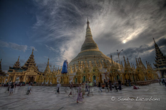 Burma/Myanmar: Gewaltsame Absetzung von Parteichef ist schwerer Rückschlag für Demokratisierung