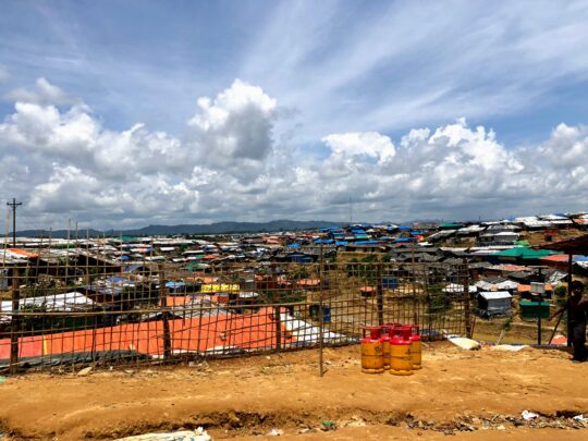 Kritik an geplanter Umsiedlung von Rohingya auf Gefängnis-Insel in Bangladesch