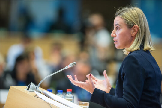 Iran: EU-Außenbeauftragte Mogherini soll sich für inhaftierte Bahai einsetzen