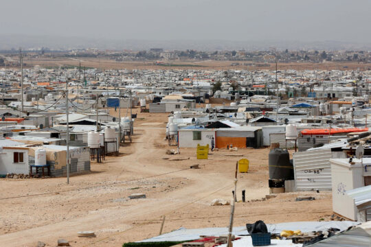 Scharfe Kritik an Pariser Flüchtlingsgipfel