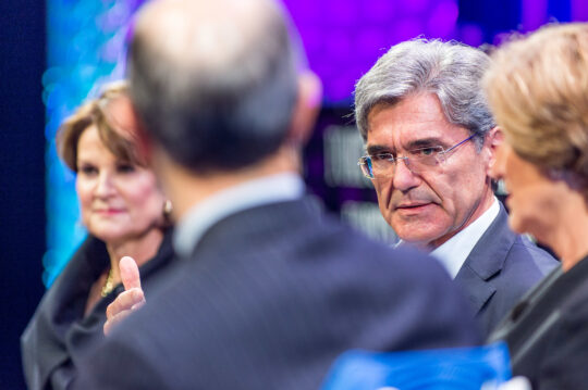 Siemens: Aboriginal People widersprechen Kaeser