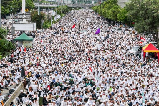 Indonesien: Gouverneurswahl ist Gradmesser für Toleranz für Minderheiten