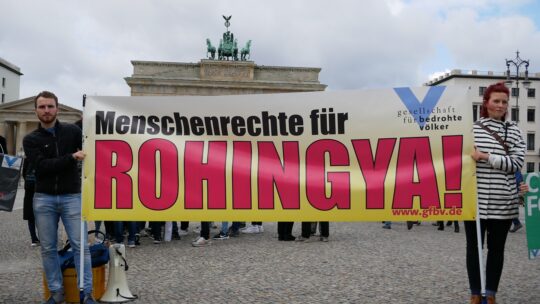 Rohingya-Krise: 100.000 Flüchtlinge in einer Woche – Internationale Gemeinschaft versagt beim Schutz der Zivilbevölkerung