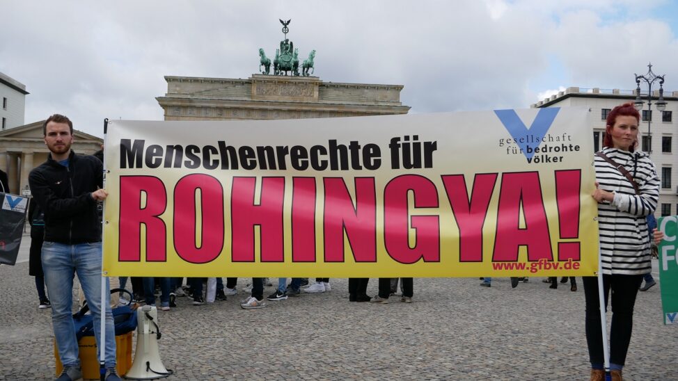 Rohingya-Krise: 100.000 Flüchtlinge in einer Woche – Internationale Gemeinschaft versagt beim Schutz der Zivilbevölkerung