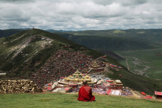 Memorandum: Zerstörung des tibetisch-buddhistischen Klosters Larung Gar stoppen!